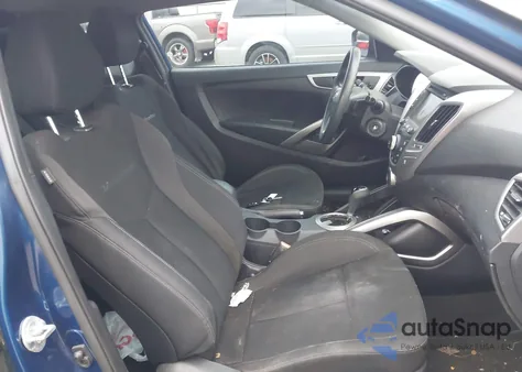 2016 Hyundai Veloster из США, поврежденный, VIN KMHTC6AD7GU268941